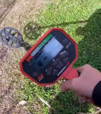 Minelab Vanquish 440