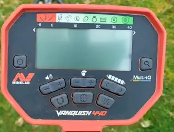 Minelab Vanquish 440