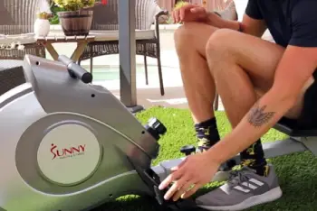 Sunny Rowing Machine 
