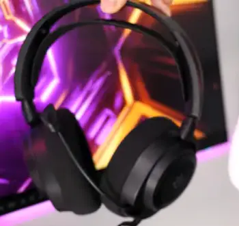 Arctis Nova 7 