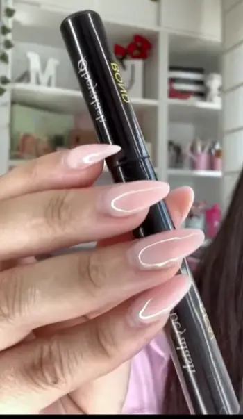 Liaison Lash Bond