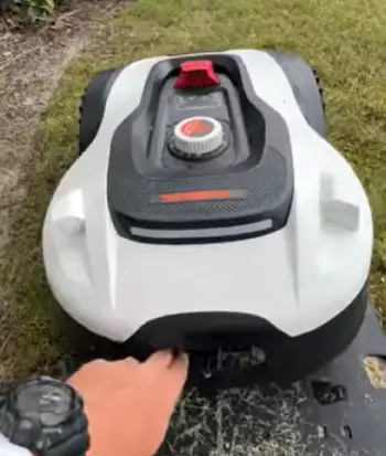 Sunseeker Robotic Mower