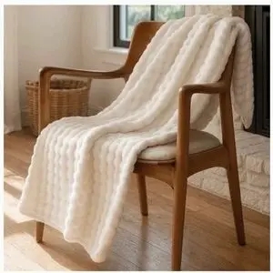 Hythe Bubble Blanket 