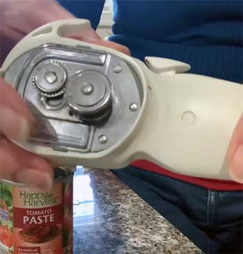 Pampered Chef Can Opener