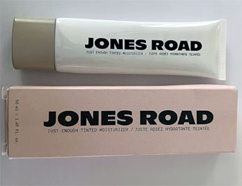 Jones Road Tinted Moisturizer