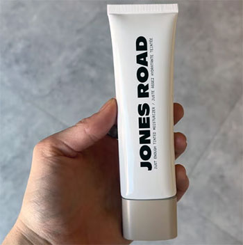 Jones Road Tinted Moisturizer