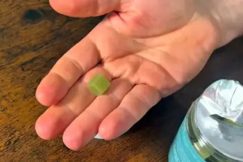 balmbare revive gummies