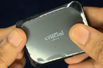 Crucial X9