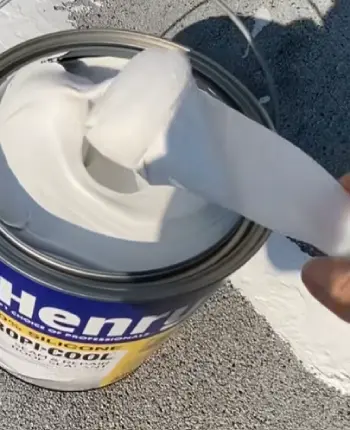 Henry Elastomeric Roof Coating