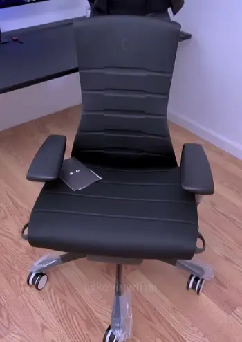 Herman Miller Vantum  
