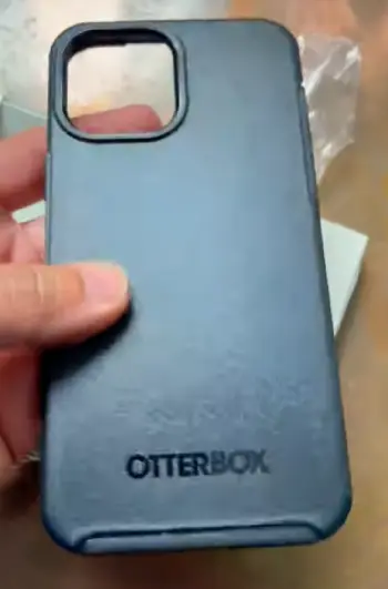 OtterBox Symmetry  