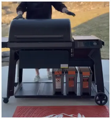 Traeger Woodridge Pro