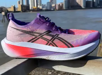 ASICS Megablast