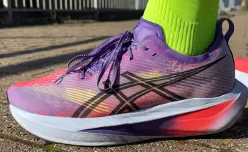 ASICS Megablast