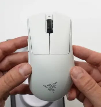 DeathAdder V3 Pro  