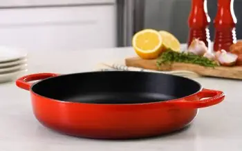 Le Creuset Everyday Pan