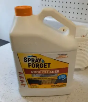 Spray & Forget Roof Cleaner