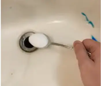 Crystal Lye Drain Opener