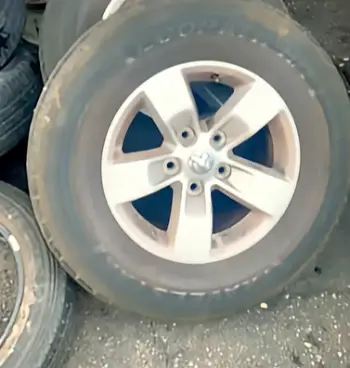 Dextero Tires