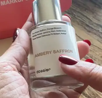 Dossier Ambery Saffron 