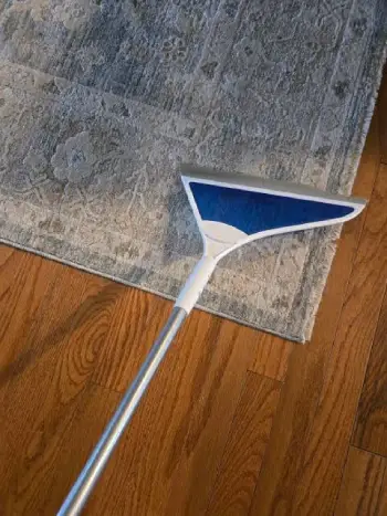 Helio Air Broom