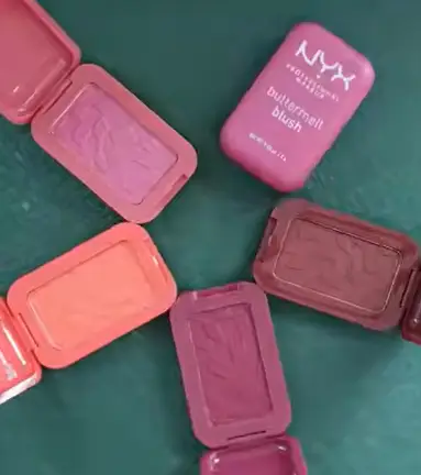 NYX Buttermelt Blush 