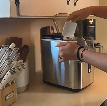 Simzlife Ice Maker  
