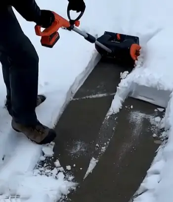 Voltask Cordless Snow Shovel