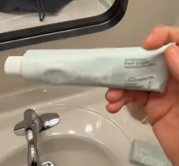 David’s Sensitive & Whitening Toothpaste