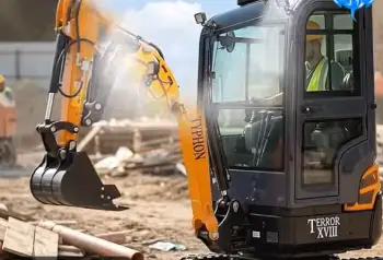 Typhon Mini Excavator 