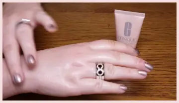Clinique Moisture Surge Overnight Mask  