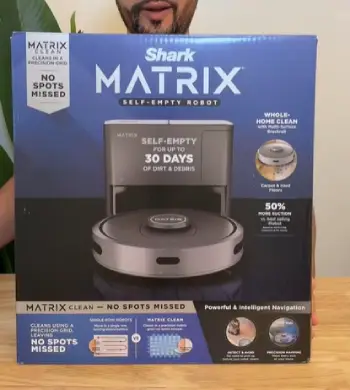 Shark Matrix Self-Emptying Robot Vacuum 