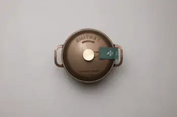 Smithey Dutch Oven 