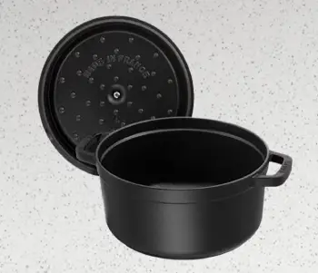 Smithey Dutch Oven  