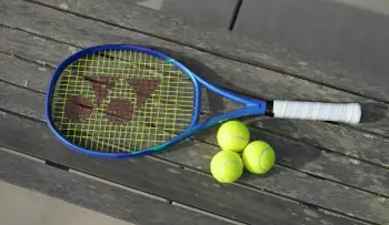Yonex Ezone 98  